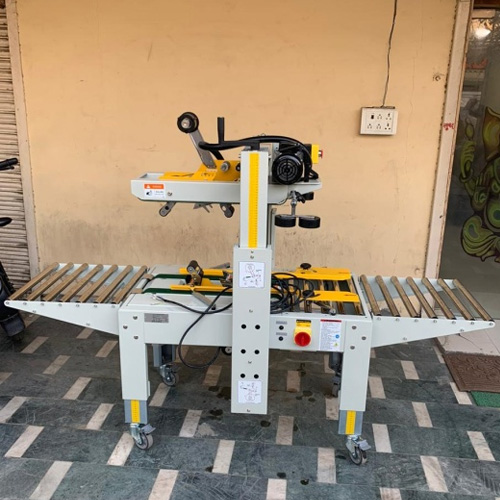 Carton Sealer Without In-Out Conveyor (Chali Taiwan)